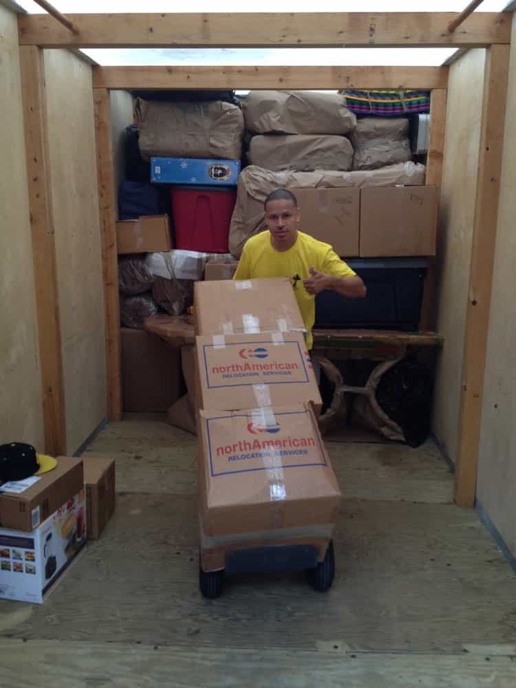 Pyramid Movers truck